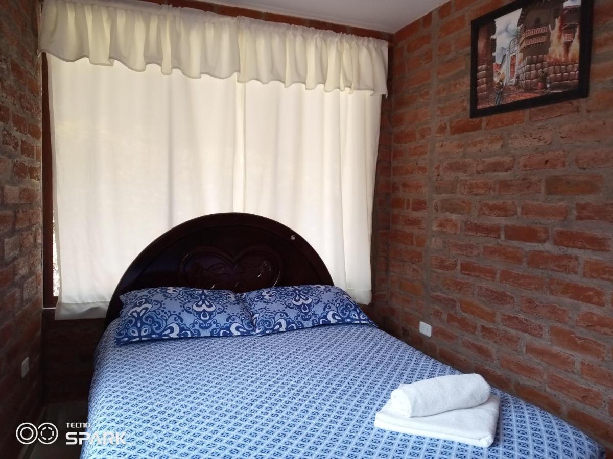 Playita Salomon Hotell Baños Exteriör bild