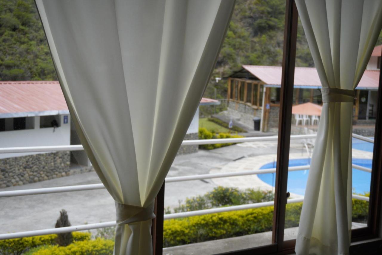 Playita Salomon Hotell Baños Exteriör bild