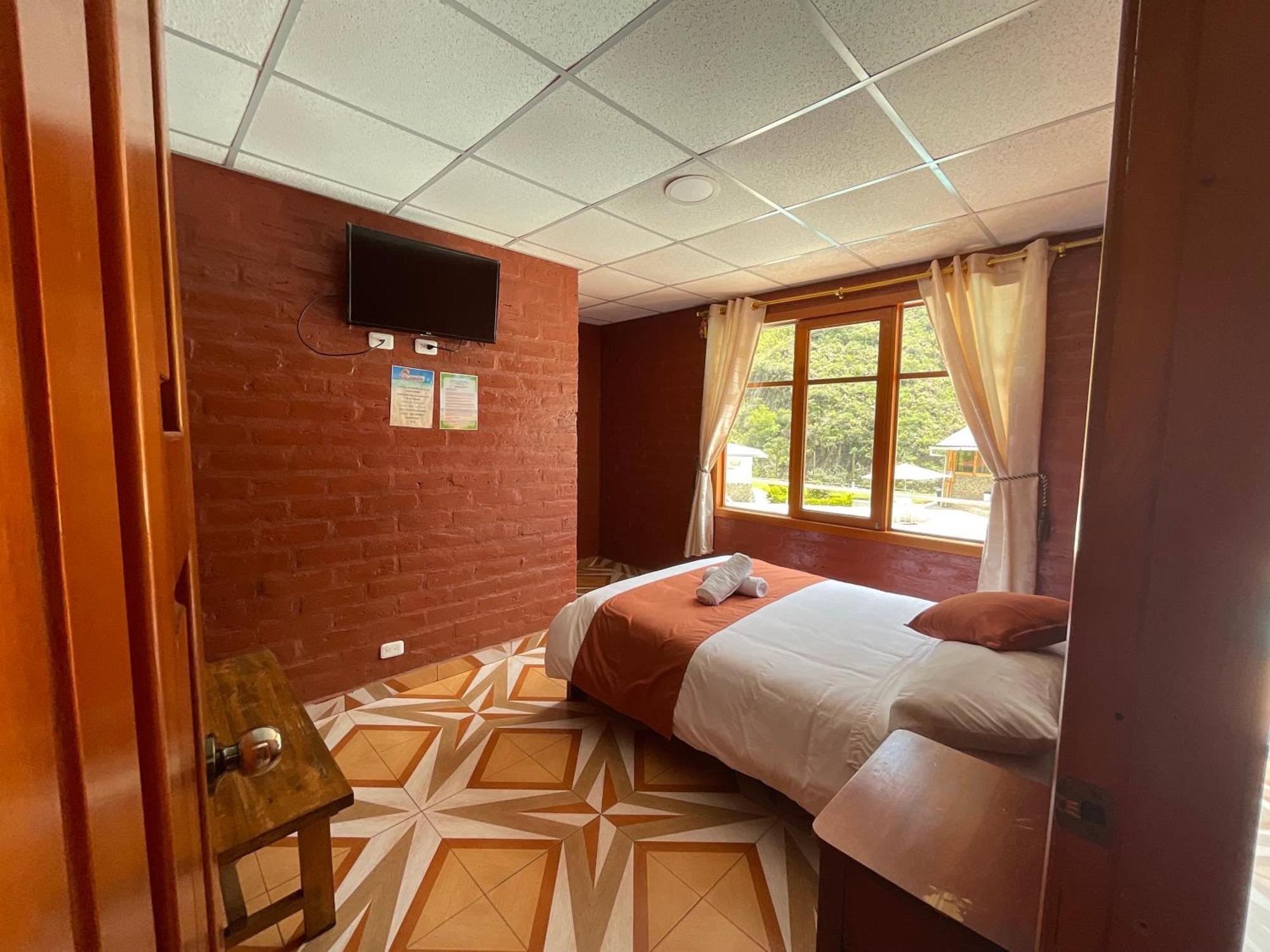 Playita Salomon Hotell Baños Exteriör bild
